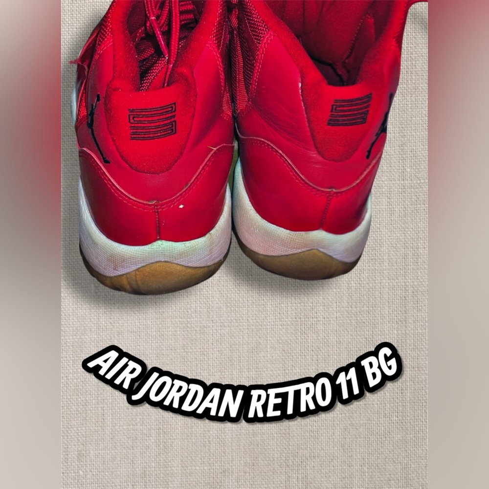 **MORE PICTURES UPLOADING***
Jordan Retro 11